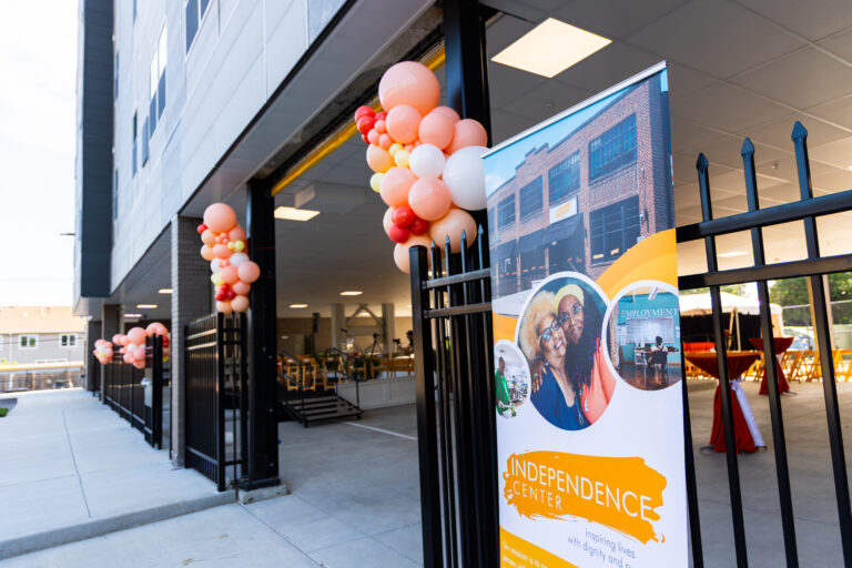 IC Ribbon Cutting-25