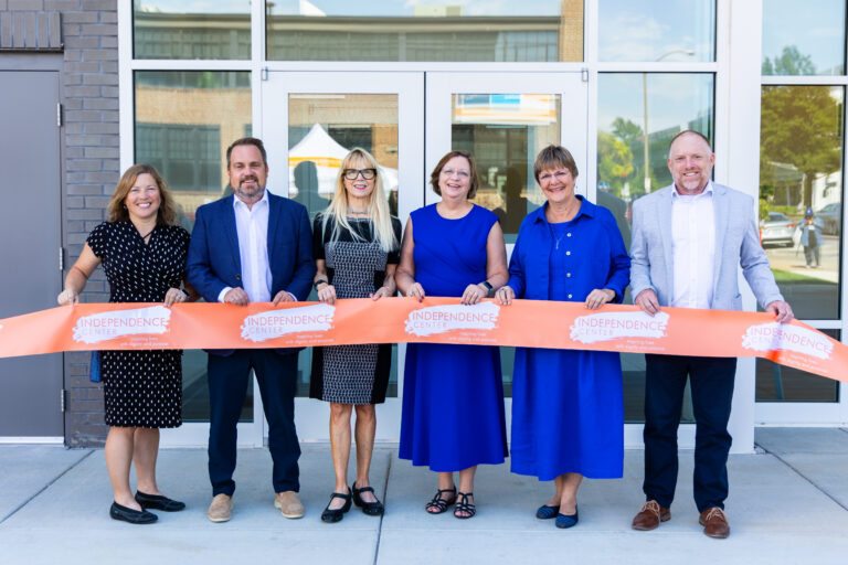 IC Ribbon Cutting-40