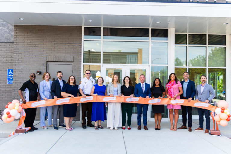 IC Ribbon Cutting-49